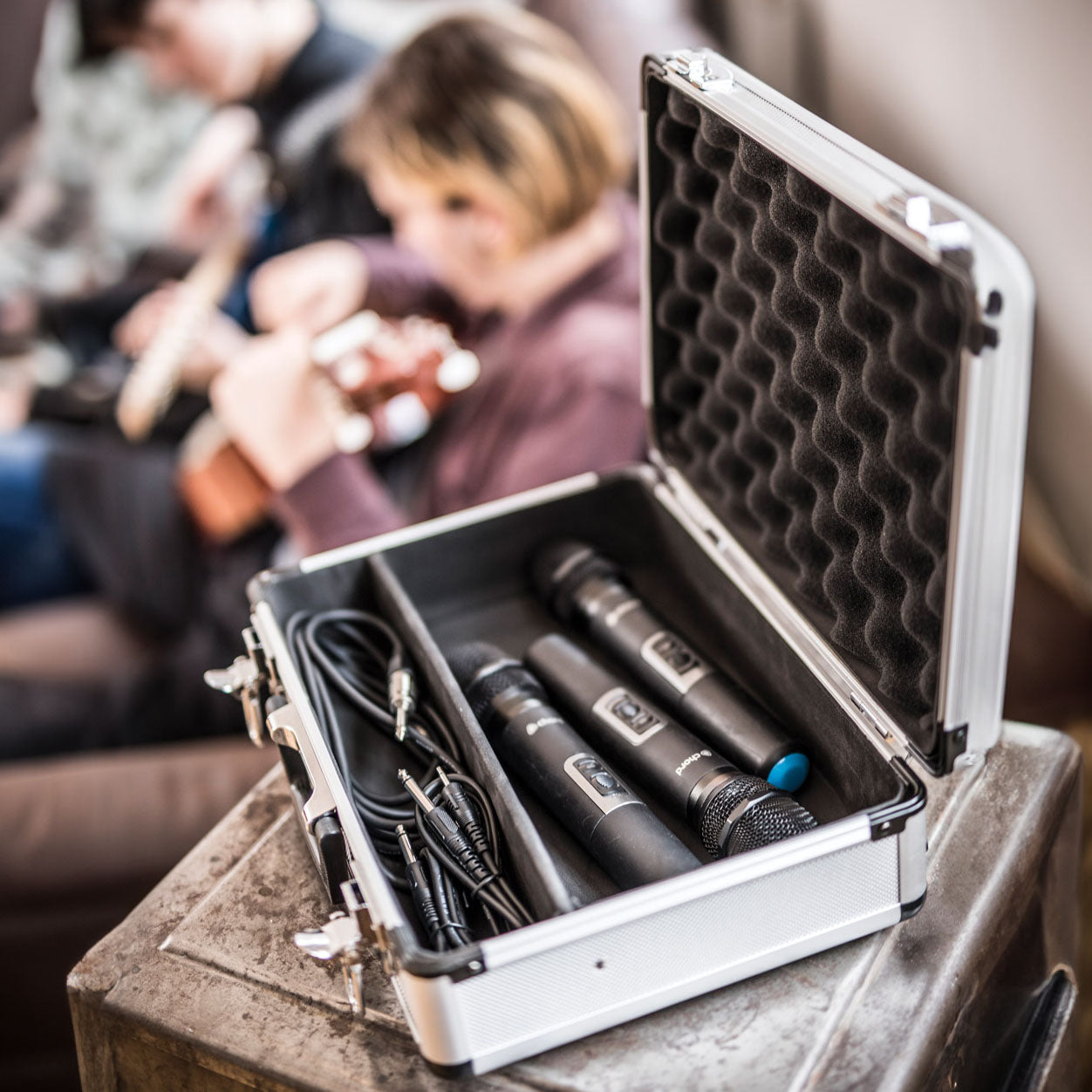 Chord Microphone flight case.