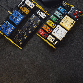 NU-X Medium Bumblebee Pedalboard + Bag + Accessories