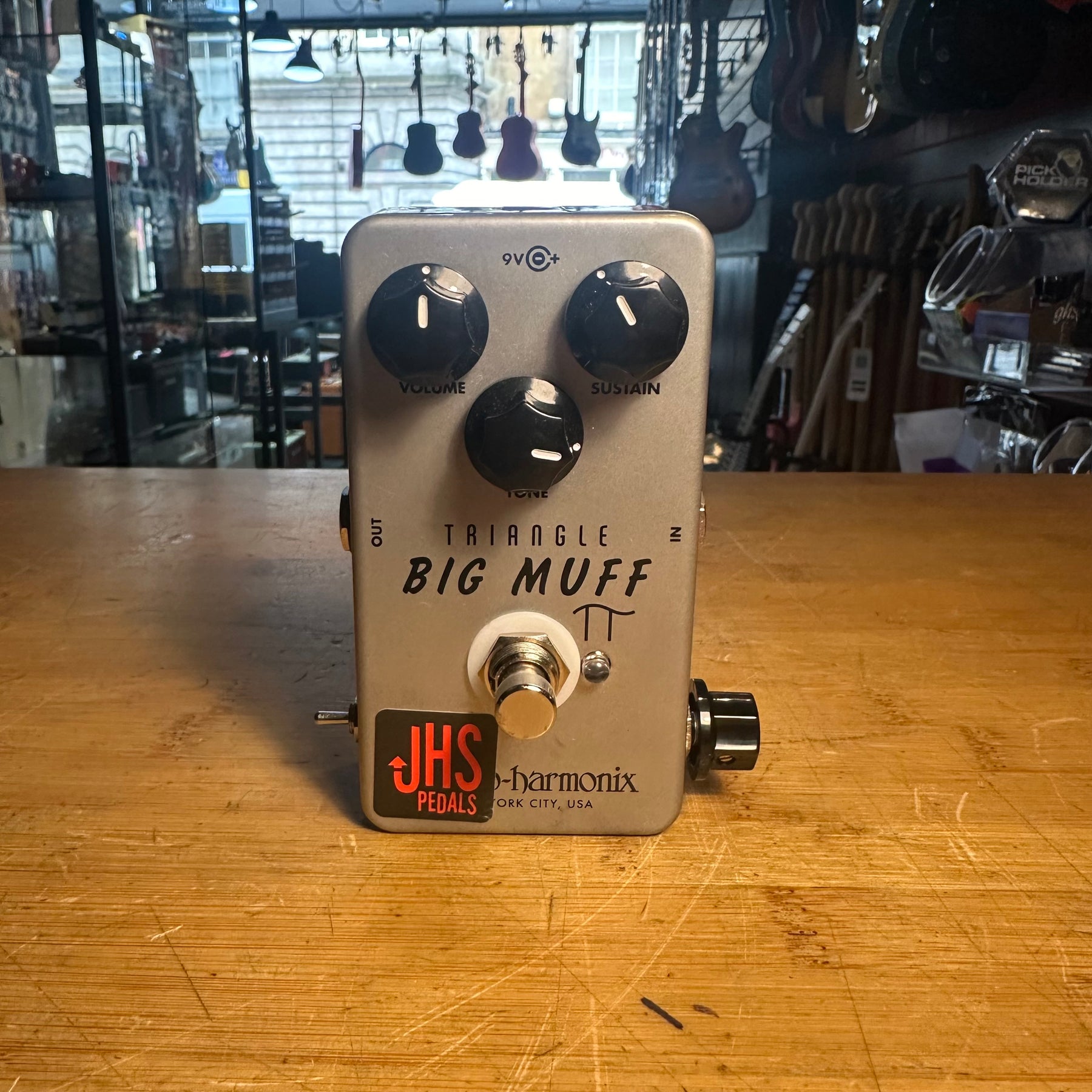 JHS Electro-Harmonix Triangle Big Muff Reissue - Preowned