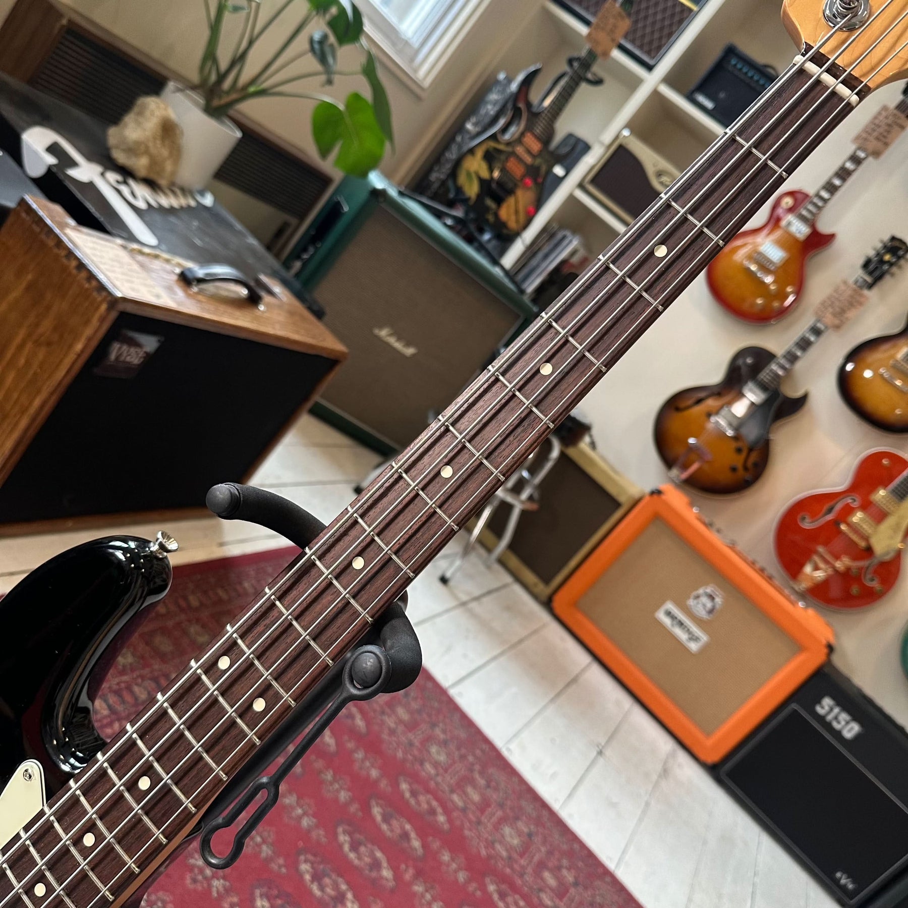 Fender American Professional Jazz Bass With Rosewood Fingerboard With OHSC - Black - Preowned