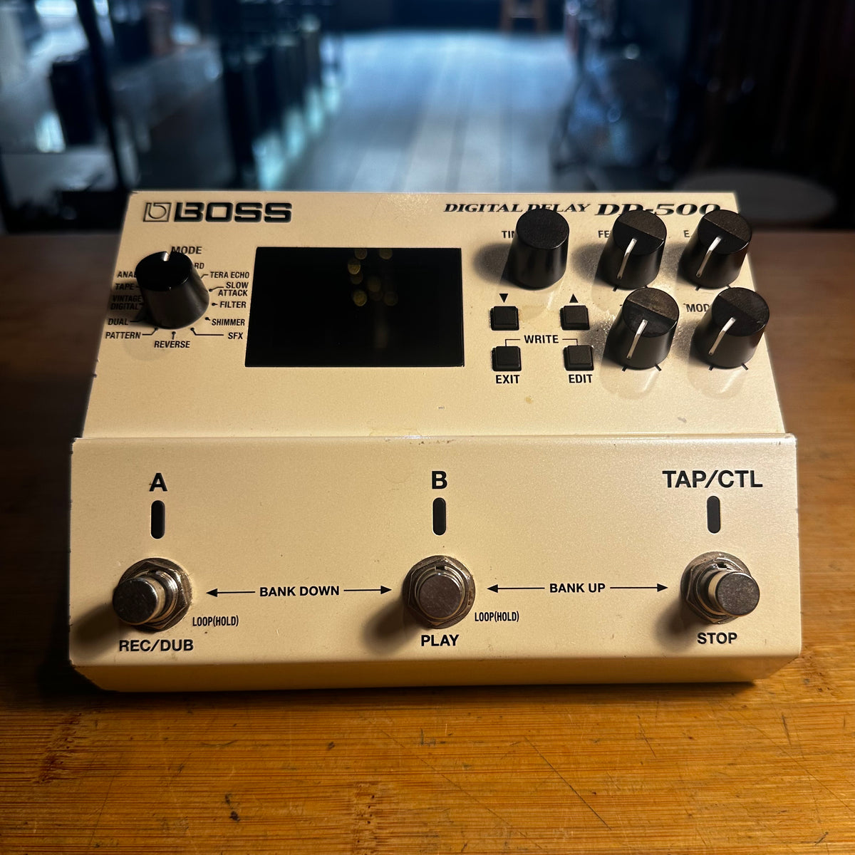 BOSS DD-500 Delay & Looper Multi Effects Pedal - Preowned