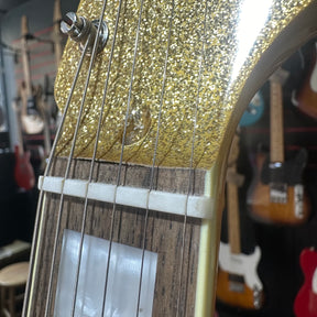 Squier Limited Edition Classic Vibe '70s Jaguar - Gold Sparkle with Matching Headstock - B-STOCK