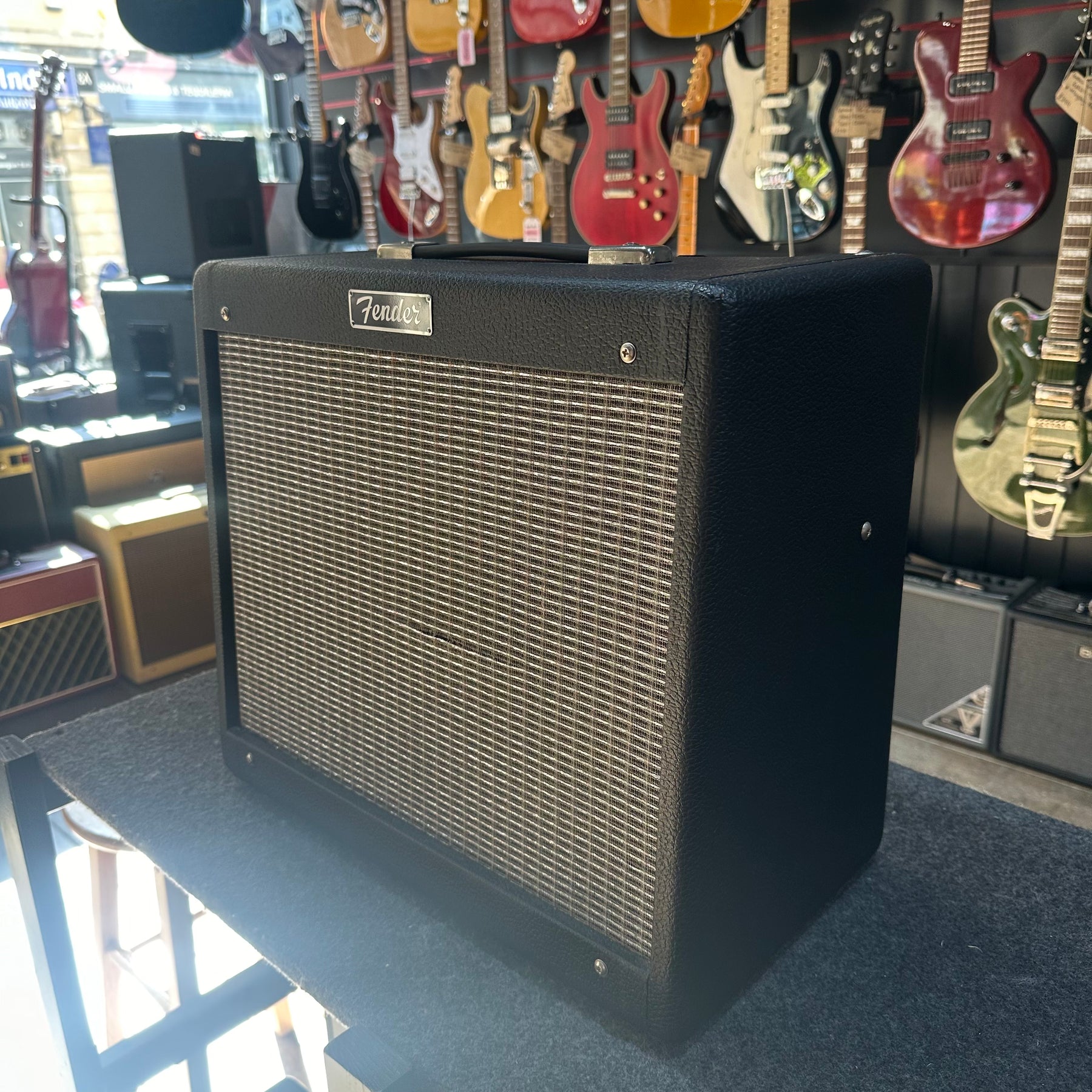 Fender Blues Junior 15 Watt All Valve Combo Amplifier - Preowned