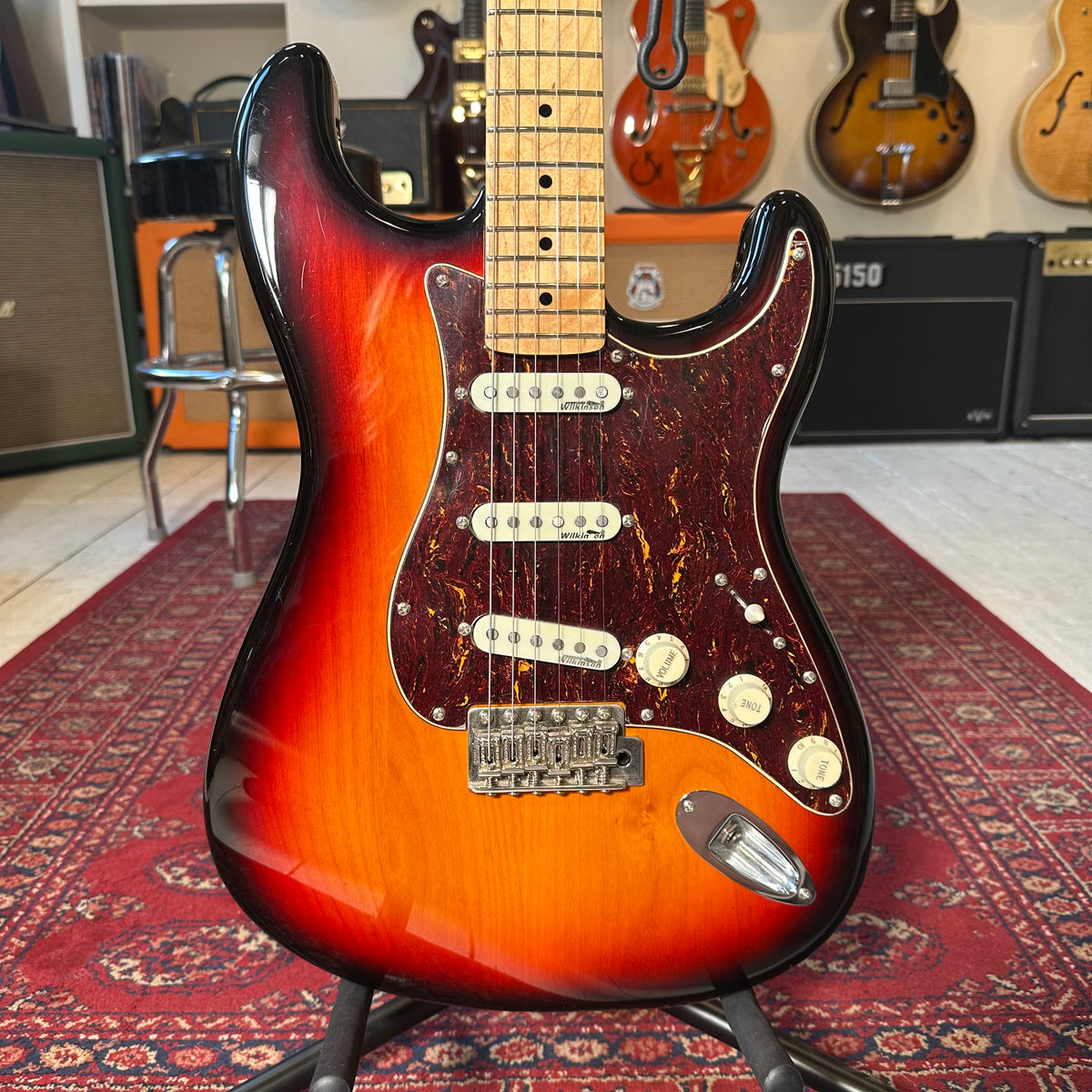 Vintage V6 Reissued Series Stratocaster Style - Sunburst - Preowned